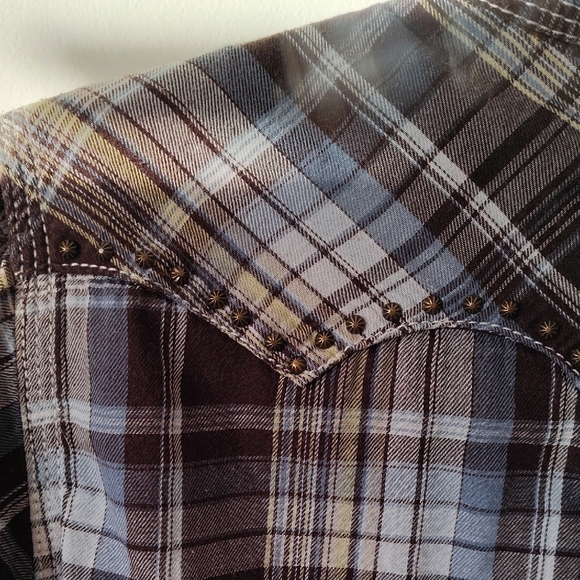 Ariat Blue and Brown Casual Button Down Shirt - Picture 4 of 9